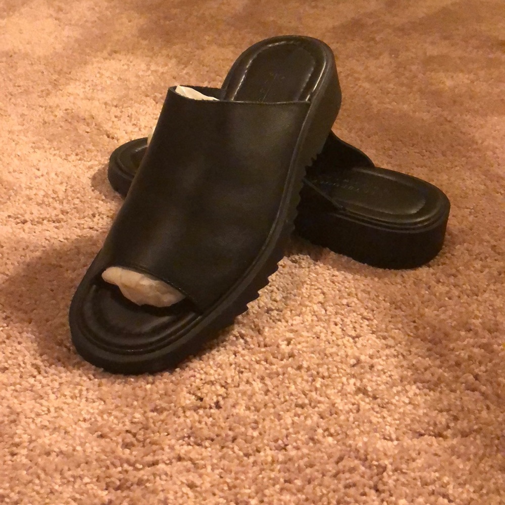 Men’s new Claybrooke slides